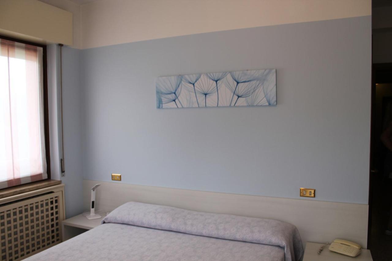 Hotel O'Scugnizzo 2 Belluno Zewnętrze zdjęcie